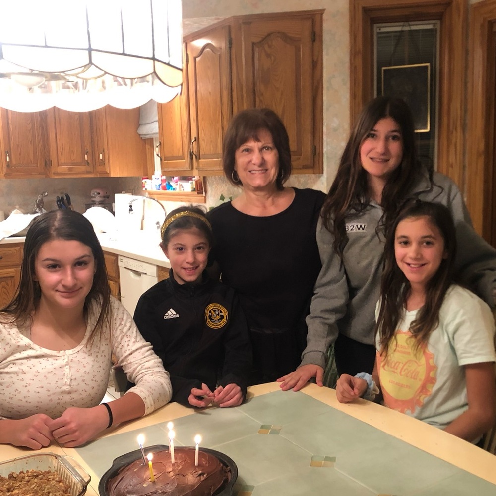 Meet your Posher, Jennifer